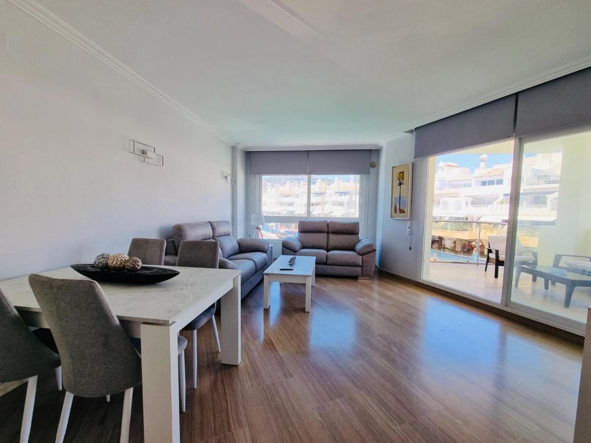 G&G Isla Marina Puerto Apartment Benalmadena Bagian luar foto