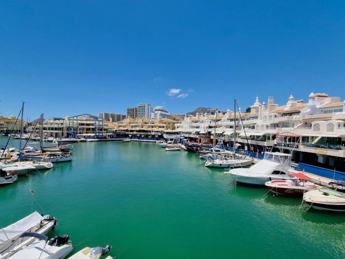 G&G Isla Marina Puerto Apartment Benalmadena Bagian luar foto