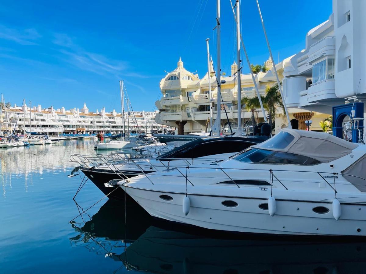 G&G Isla Marina Puerto Apartment Benalmadena Bagian luar foto