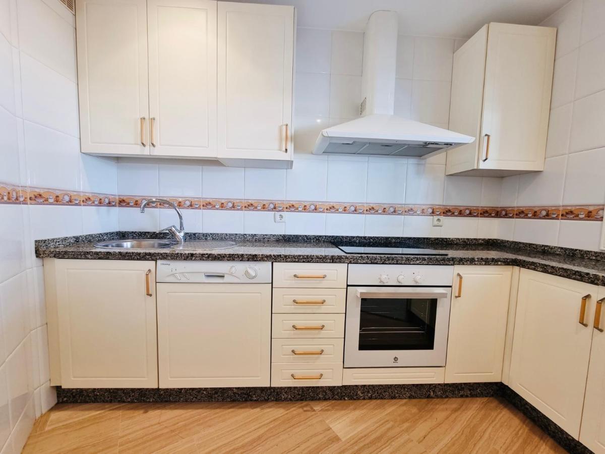 G&G Isla Marina Puerto Apartment Benalmadena Bagian luar foto
