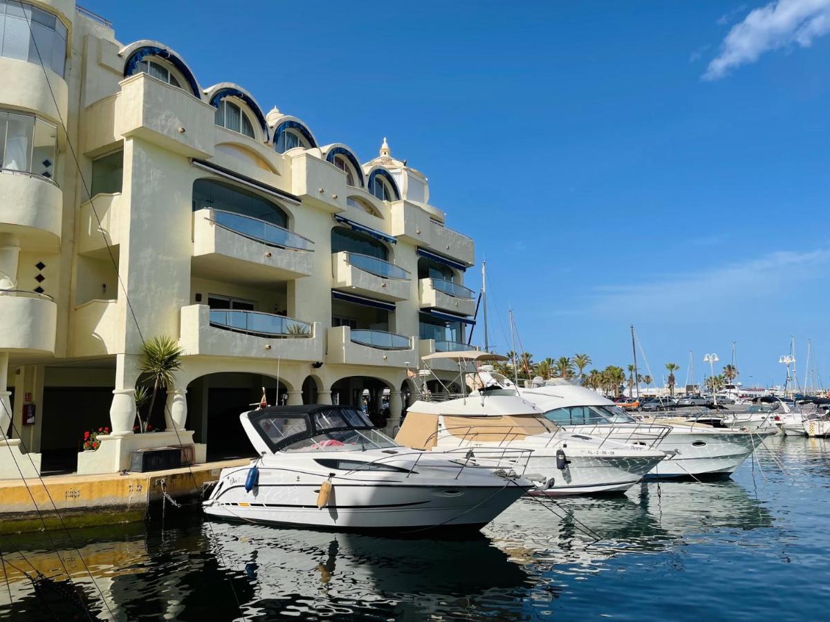 G&G Isla Marina Puerto Apartment Benalmadena Bagian luar foto